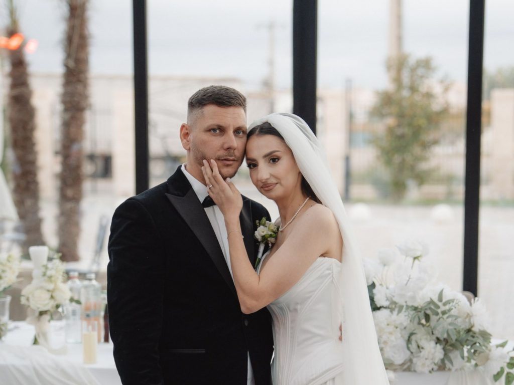 Roxana și Ionuț – ședință foto în salon